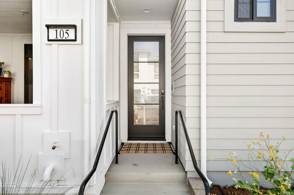 1400 Anacona Place 105