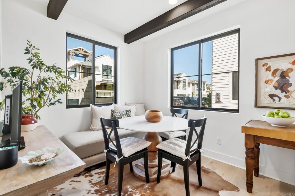 1400 Anacona Place 105