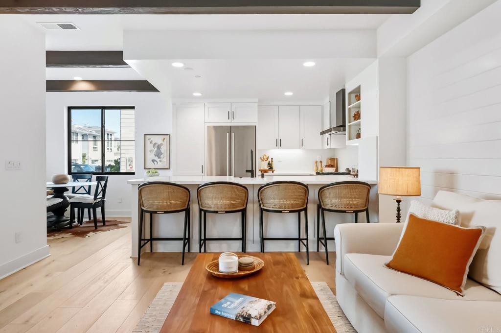 1400 Anacona Place 105