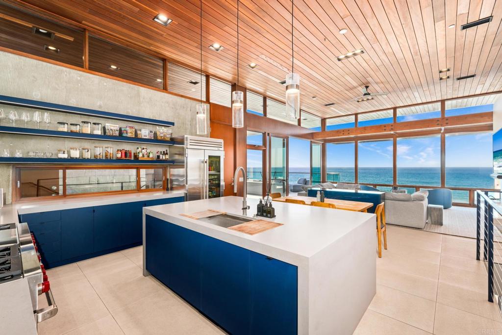 1909 S Pacific Street