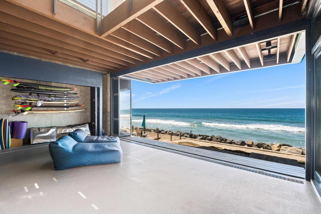 1909 S Pacific Street