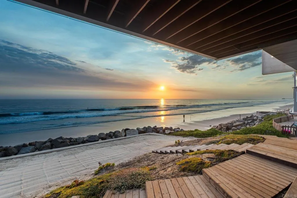 1909 S Pacific Street, Oceanside