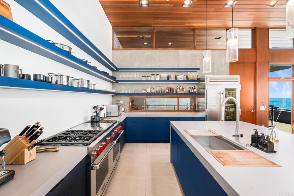 1909 S Pacific Street