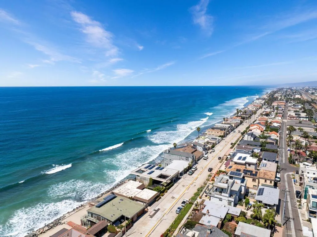 1909 S Pacific Street, Oceanside