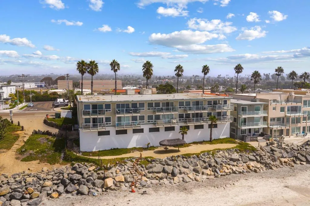 1401 S Pacific Street Unit 205