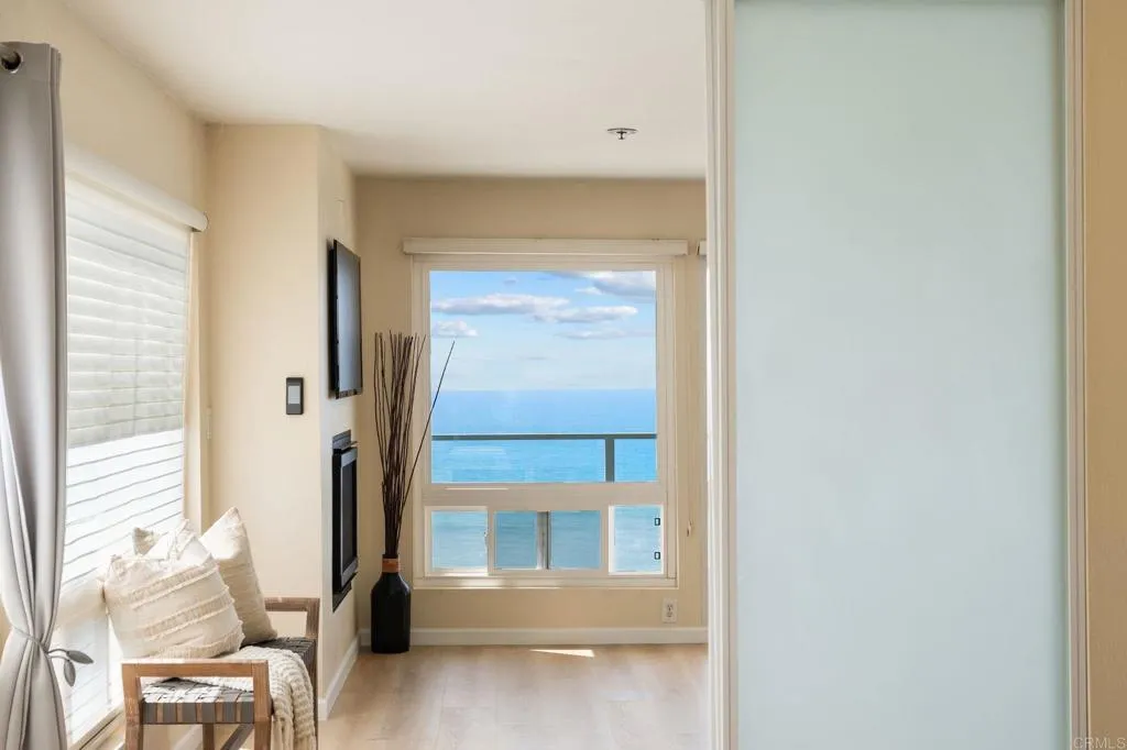 1401 S Pacific Street Unit 205