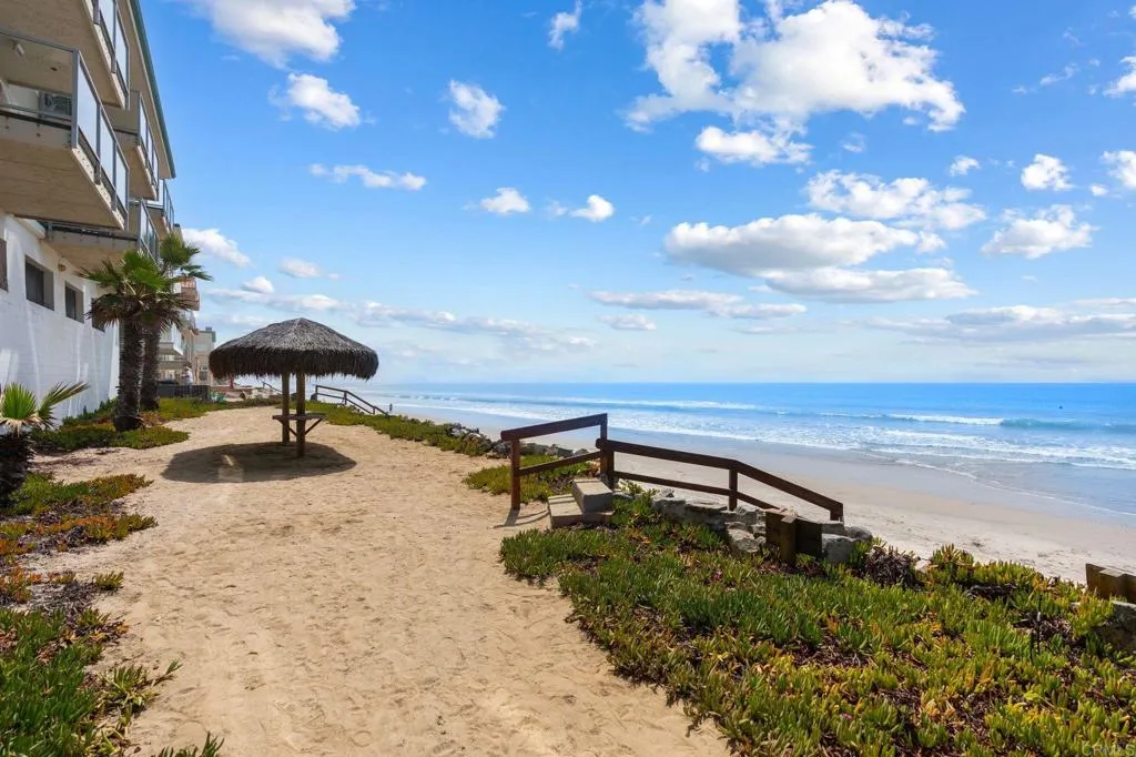 1401 S Pacific Street Unit 205