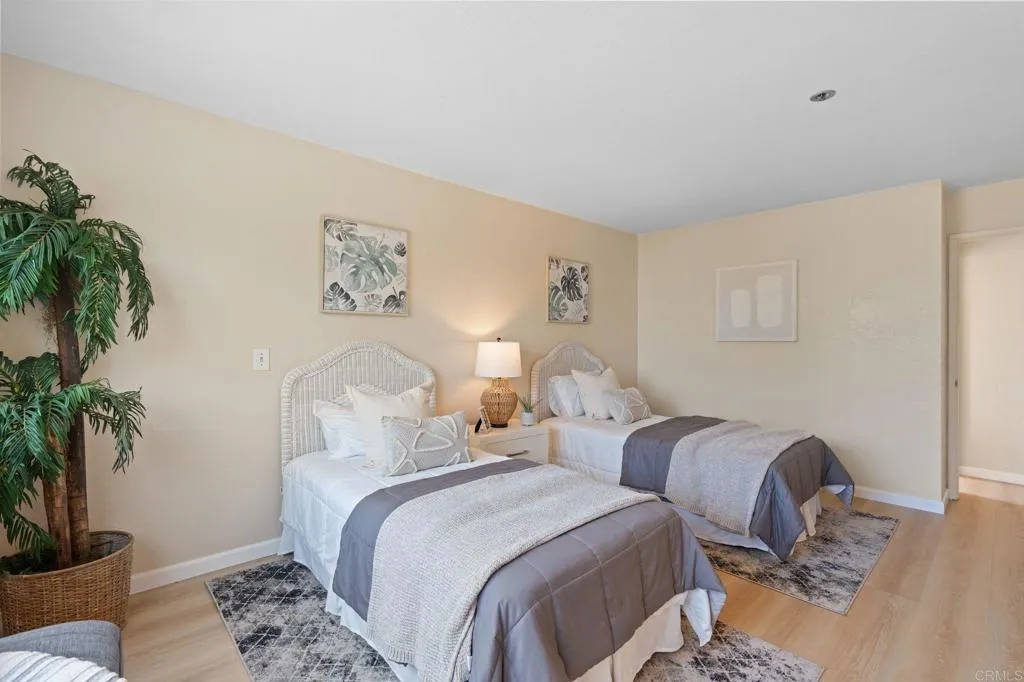 1401 S Pacific Street Unit 205