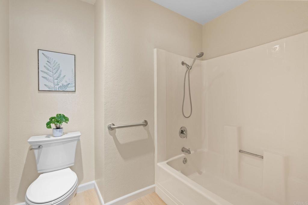 1401 S Pacific Street 205