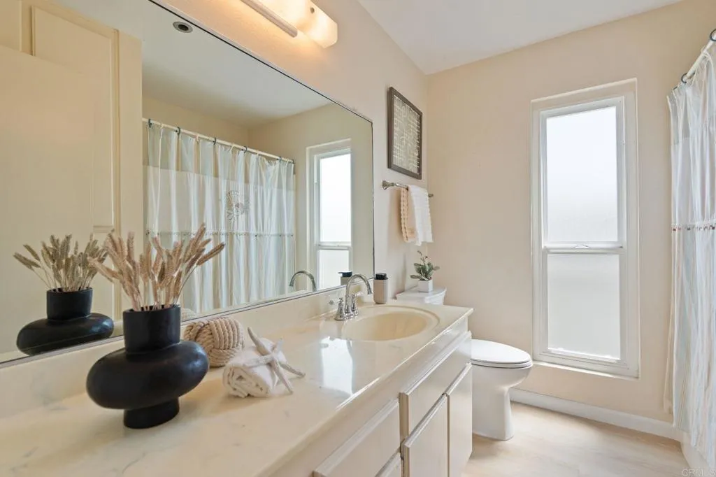 1401 S Pacific Street Unit 205