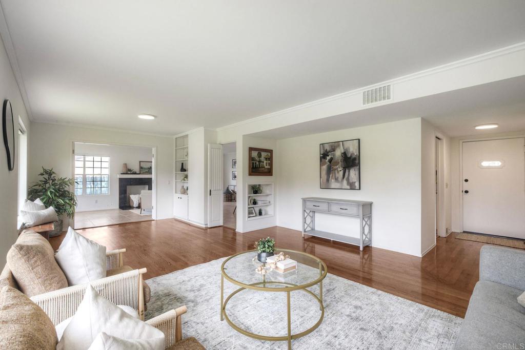 1639 Tamarack Avenue