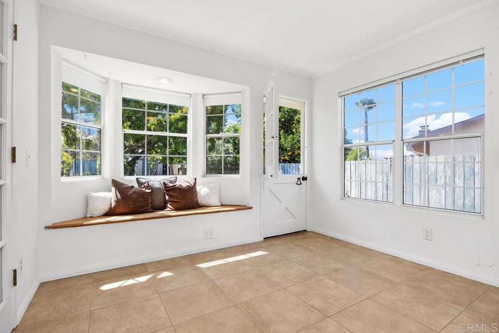 1639 Tamarack Avenue