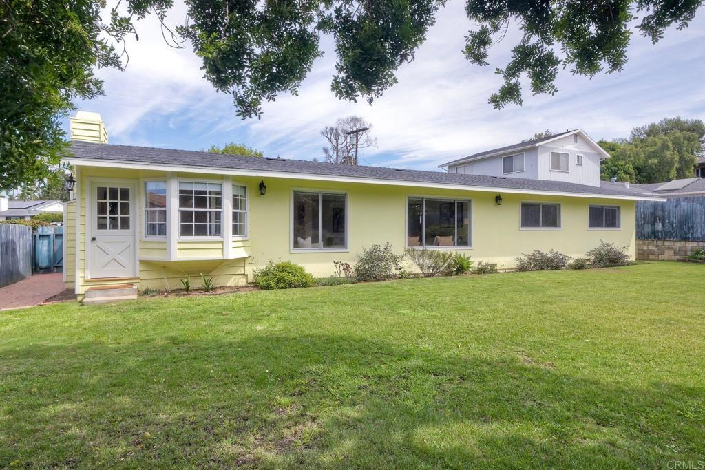 1639 Tamarack Avenue