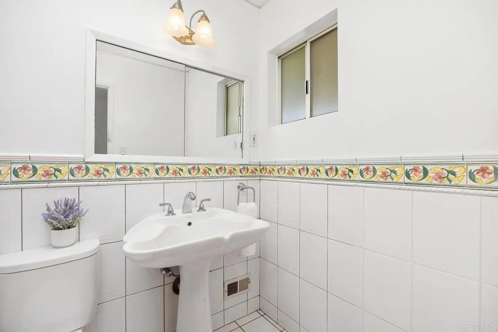 1639 Tamarack Avenue, Carlsbad