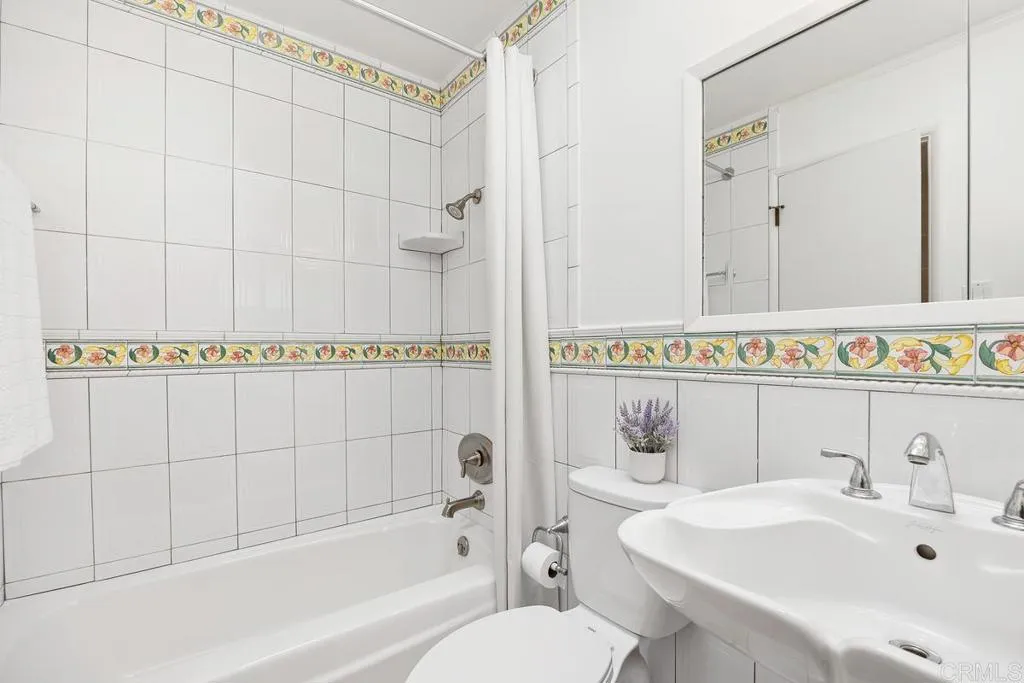 1639 Tamarack Avenue, Carlsbad