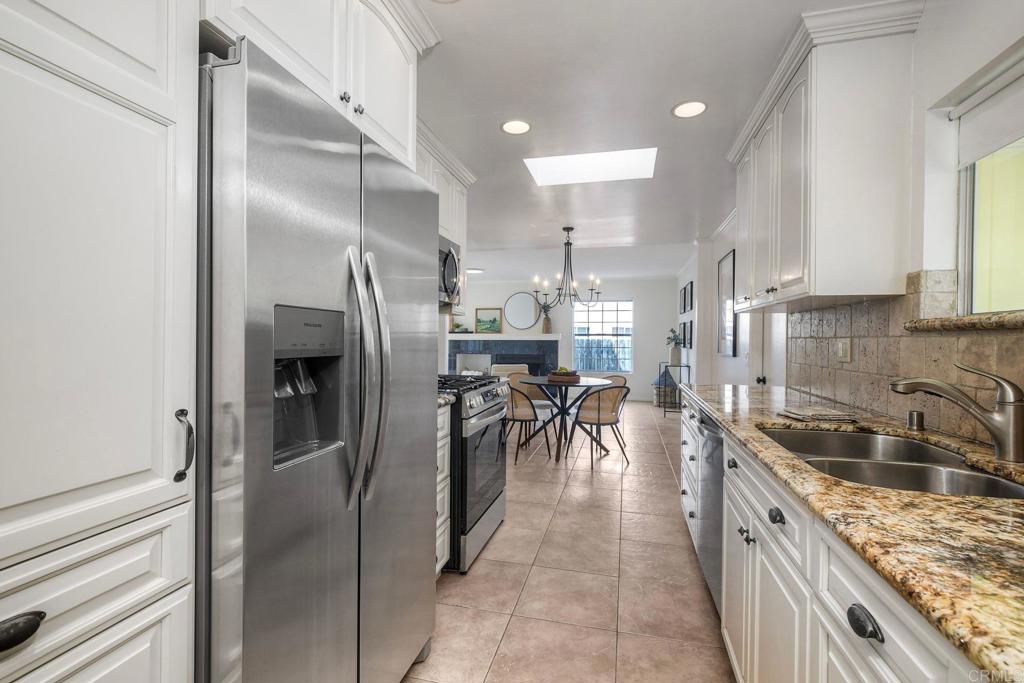 1639 Tamarack Avenue