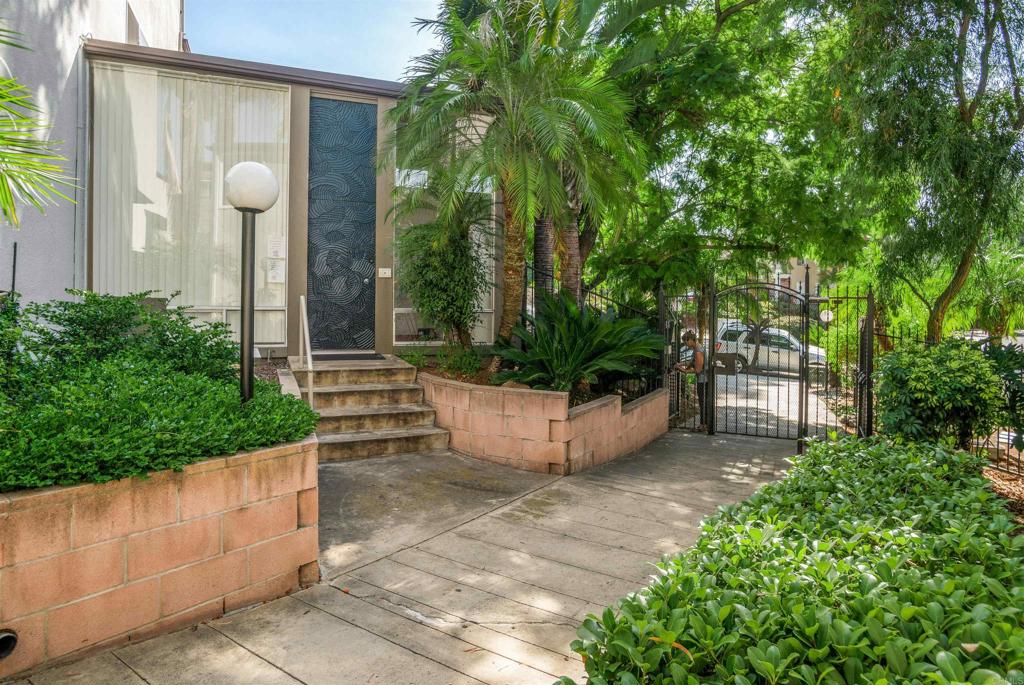 4545 Collwood Blvd 27