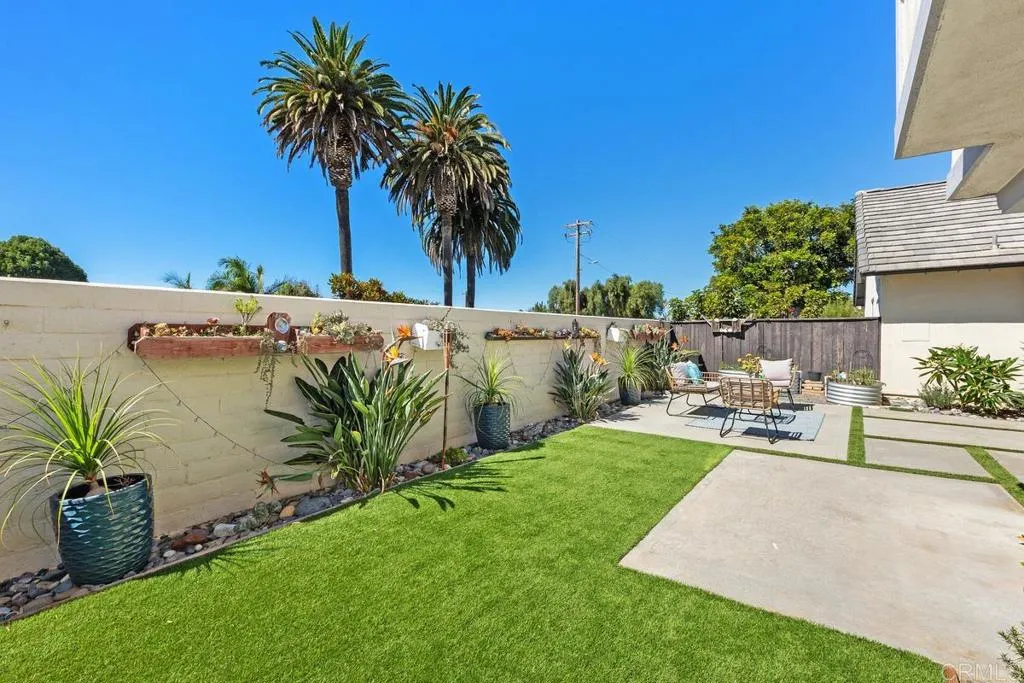 1743 Rue De La Mer, Oceanside