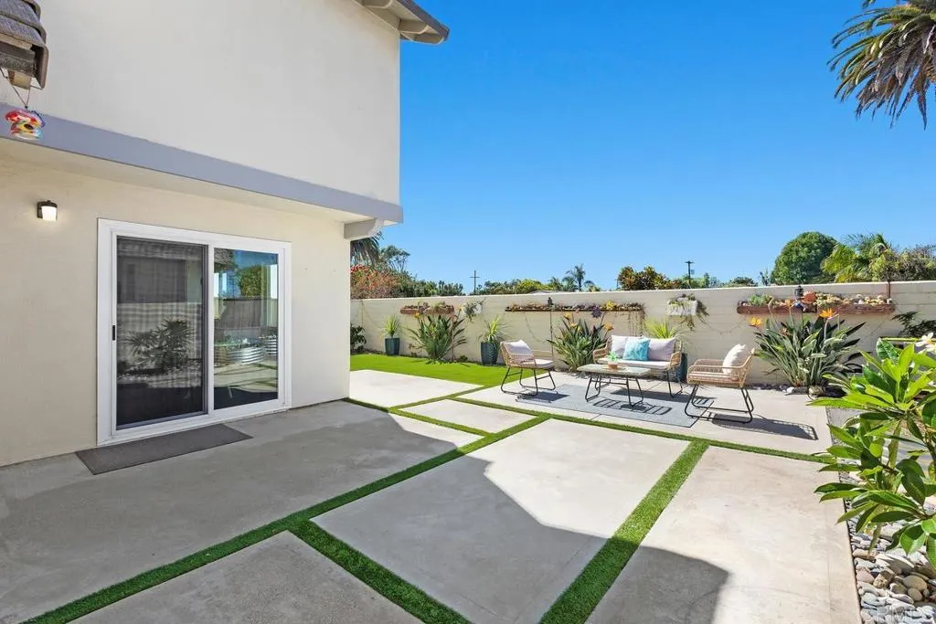 1743 Rue De La Mer, Oceanside