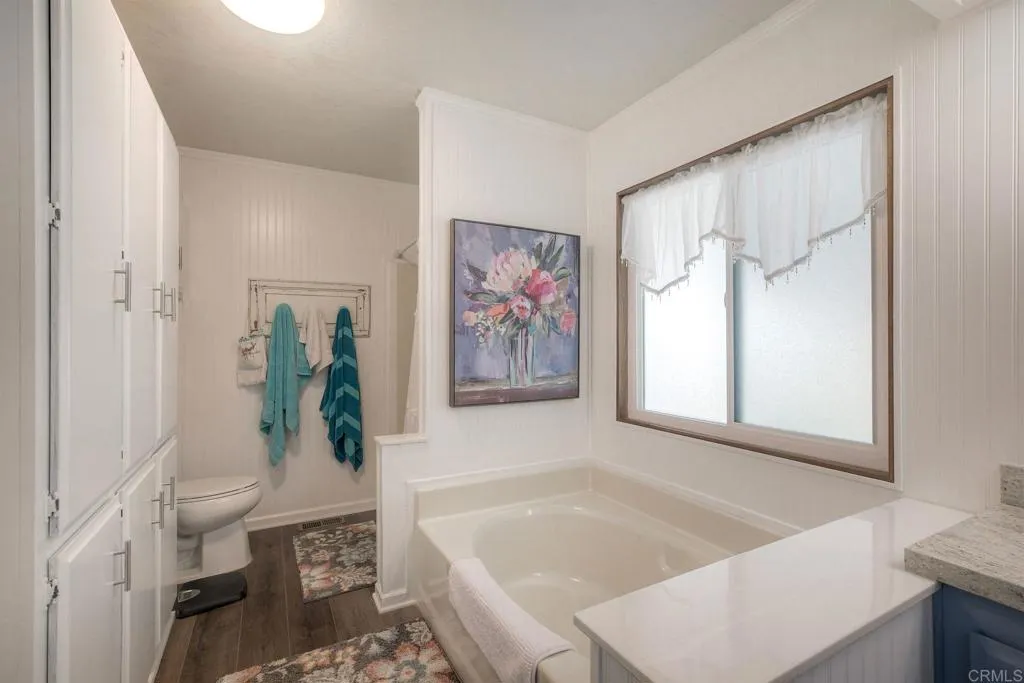 276 N El Camino Real Unit 104