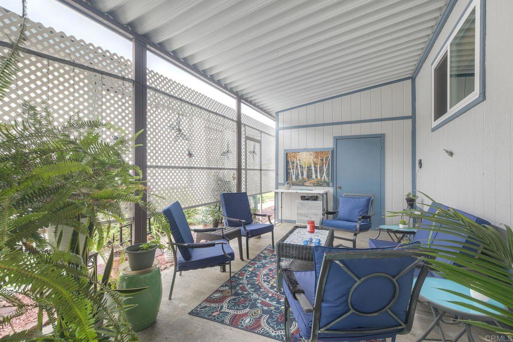 276 N El Camino Real 104