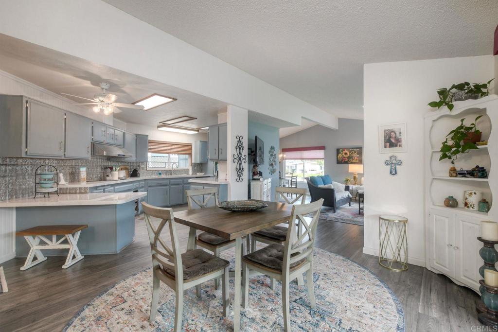 276 N El Camino Real 104