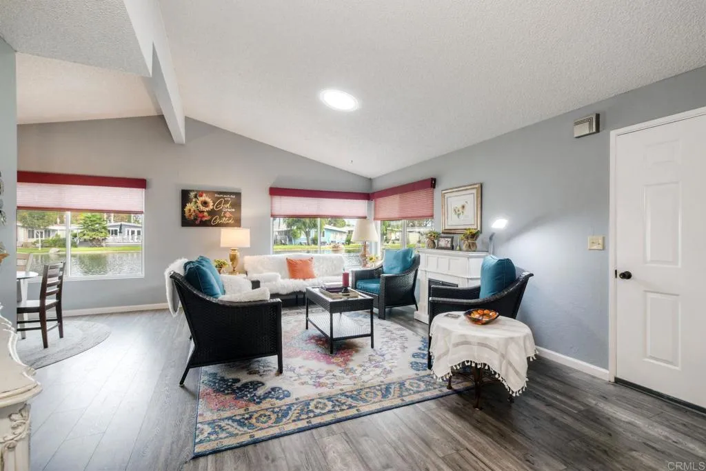 276 N El Camino Real Unit 104