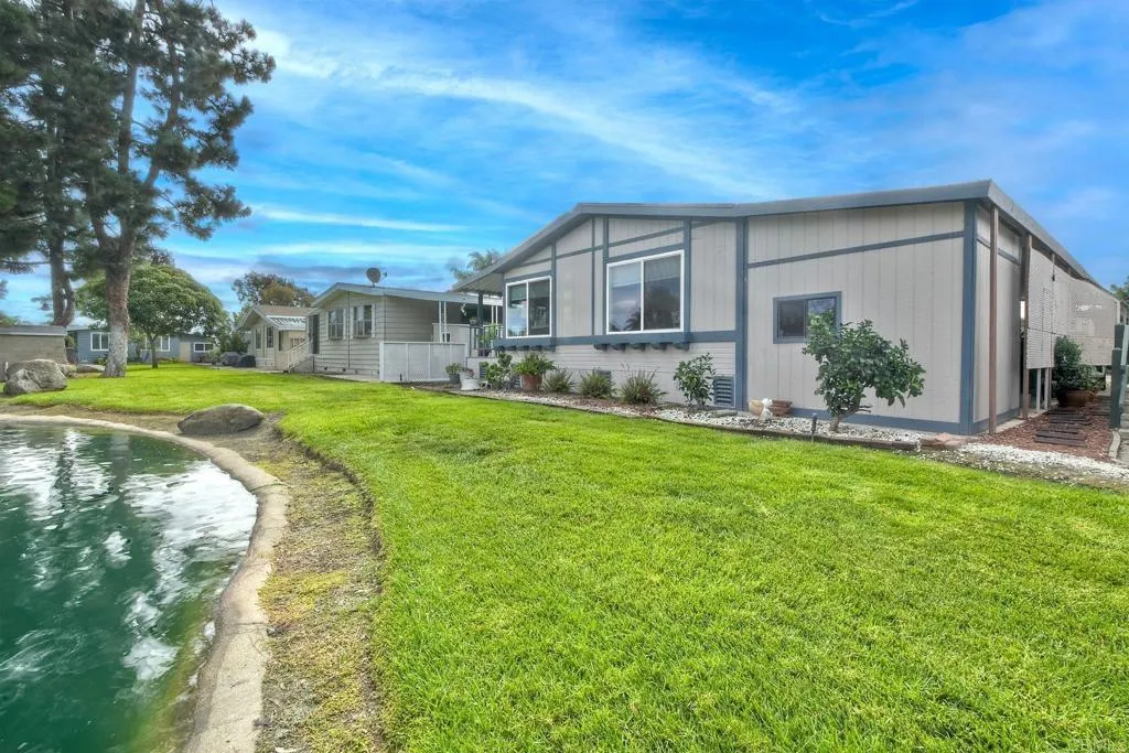 276 N El Camino Real Unit 104