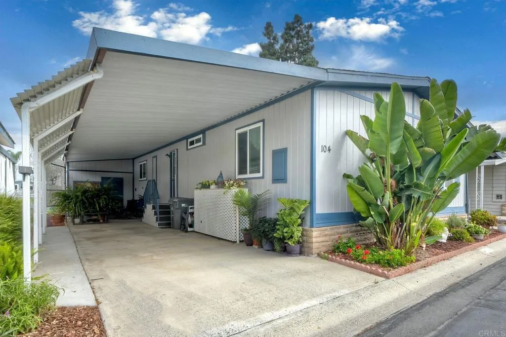 276 N El Camino Real Unit 104