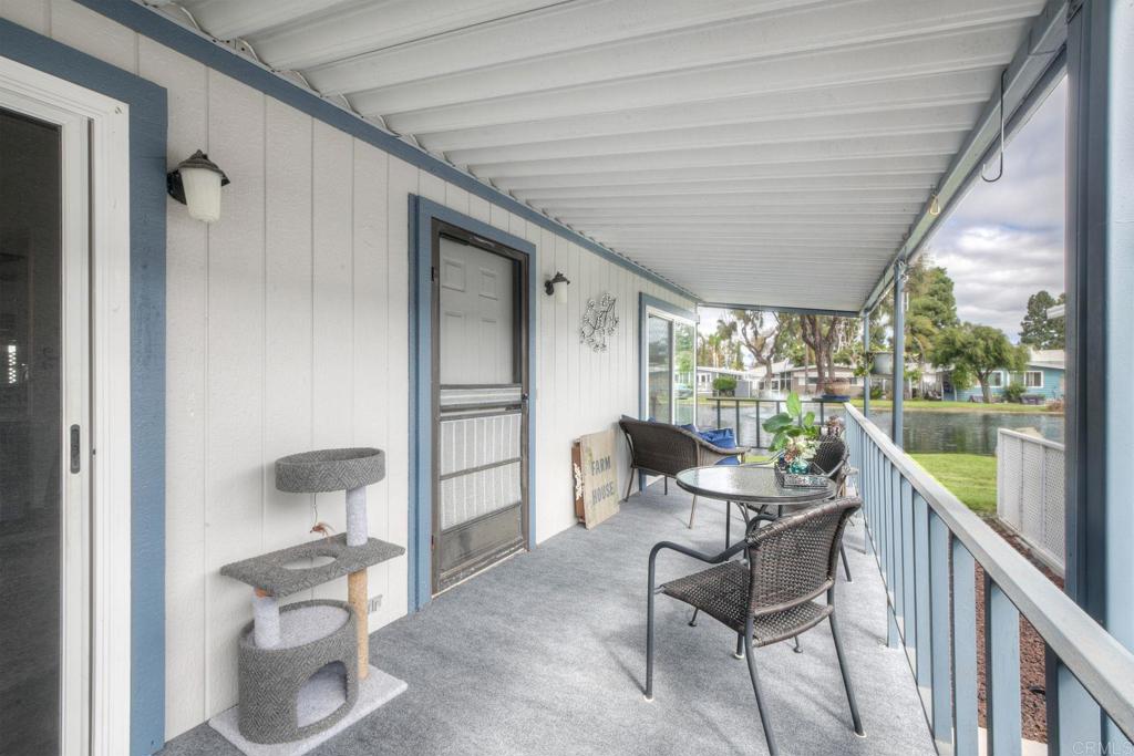 276 N El Camino Real 104