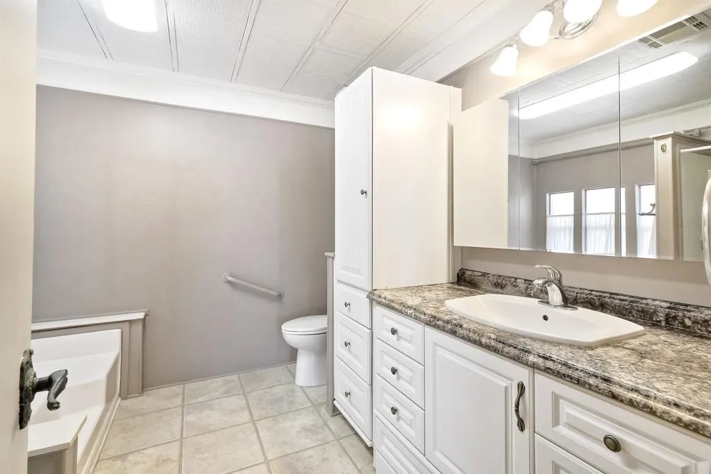 1175 La Moree Rd #85, San Marcos