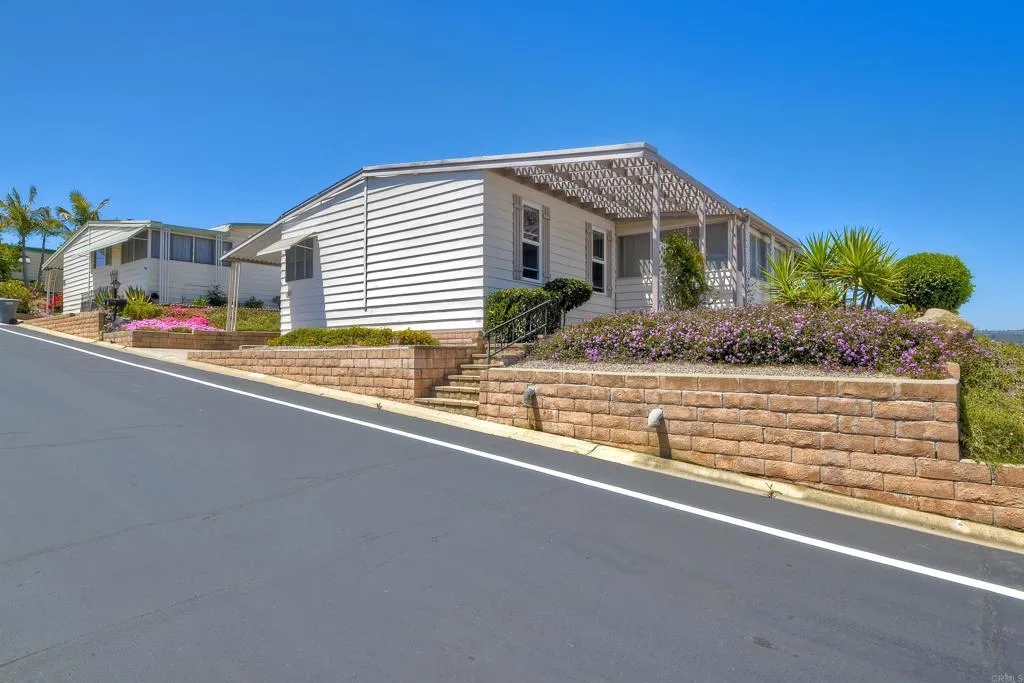 1175 La Moree Rd #85, San Marcos