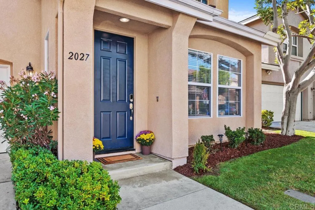 2027 Harmony Way, Vista