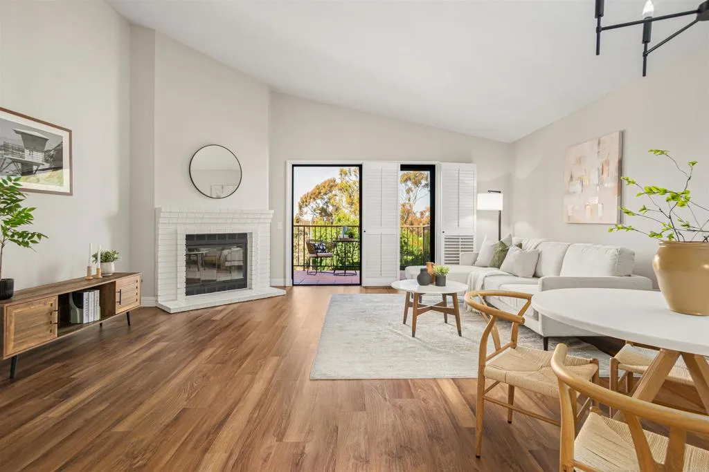 2880 Englewood Way, Carlsbad