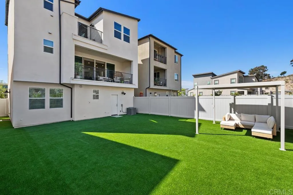 8177 Rose Quartz Circle, San Diego