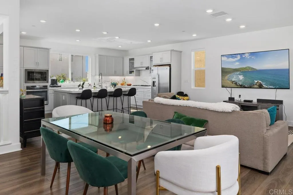 8177 Rose Quartz Circle, San Diego