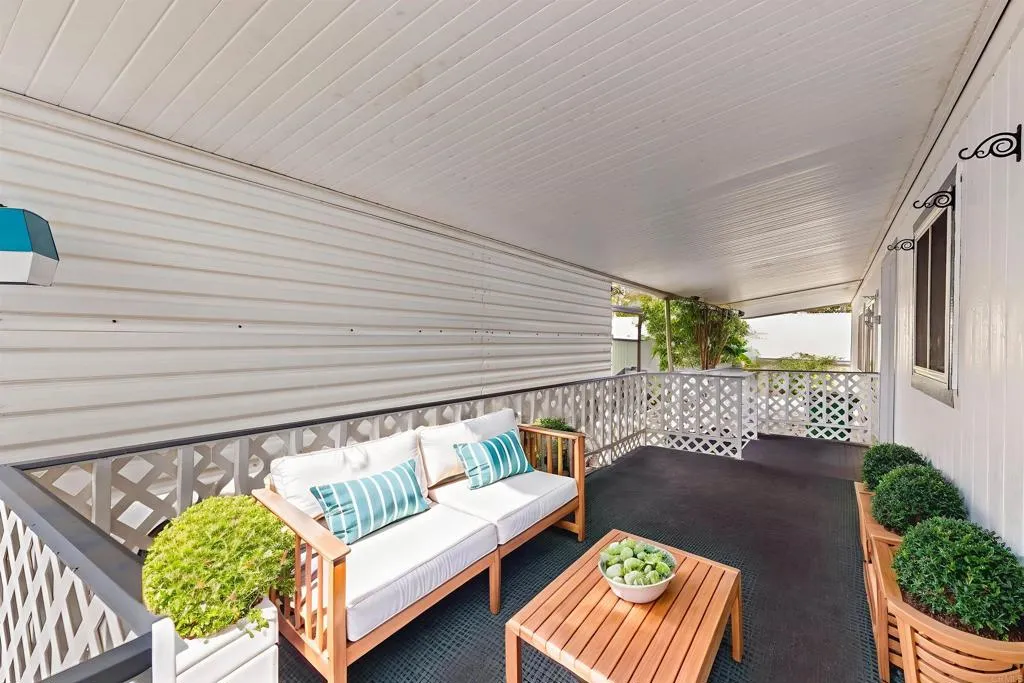 276 N El Camino Real Unit 22