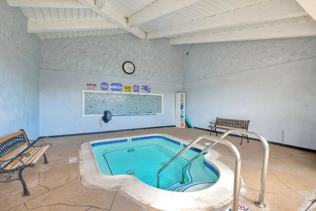 276 N El Camino Real Unit 22