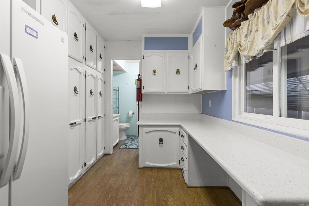 276 N EL CAMINO REAL 22