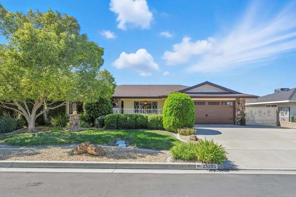 25295 Auld, Hemet
