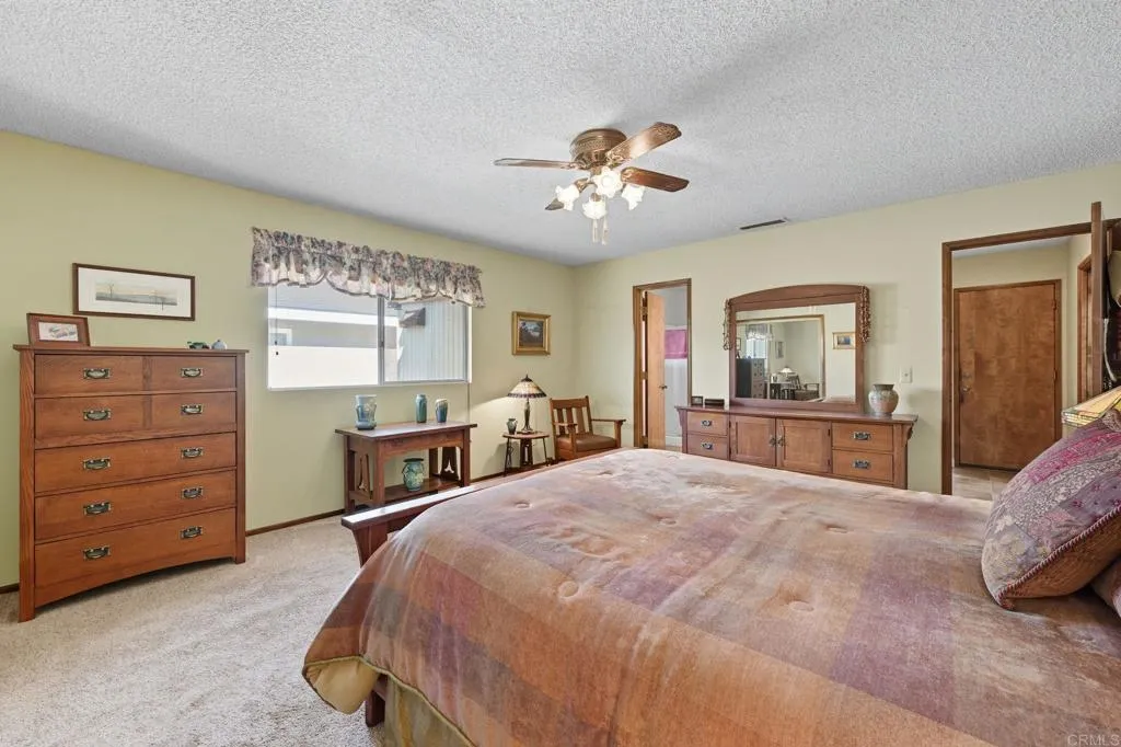 25295 Auld, Hemet