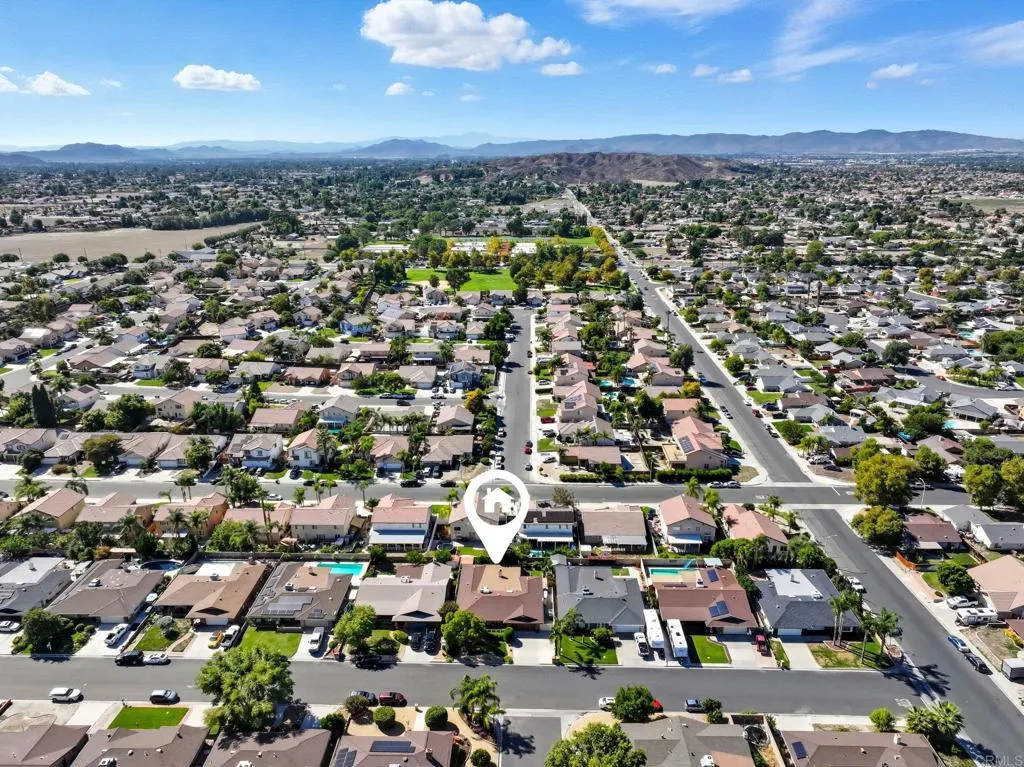 25295 Auld, Hemet