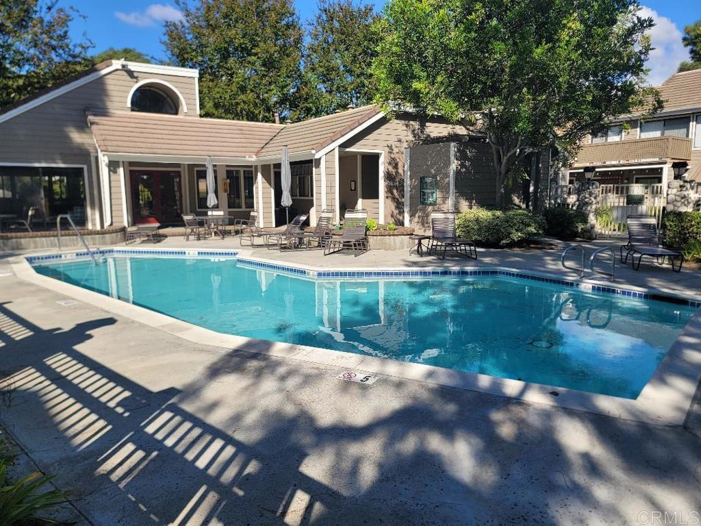 1091 Shadowridge Drive 114