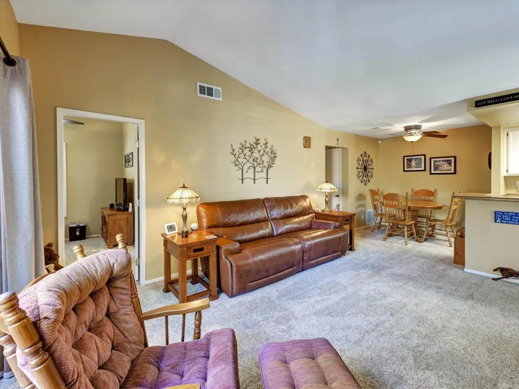 1091 Shadowridge Drive Unit 114, Vista Unit: 114