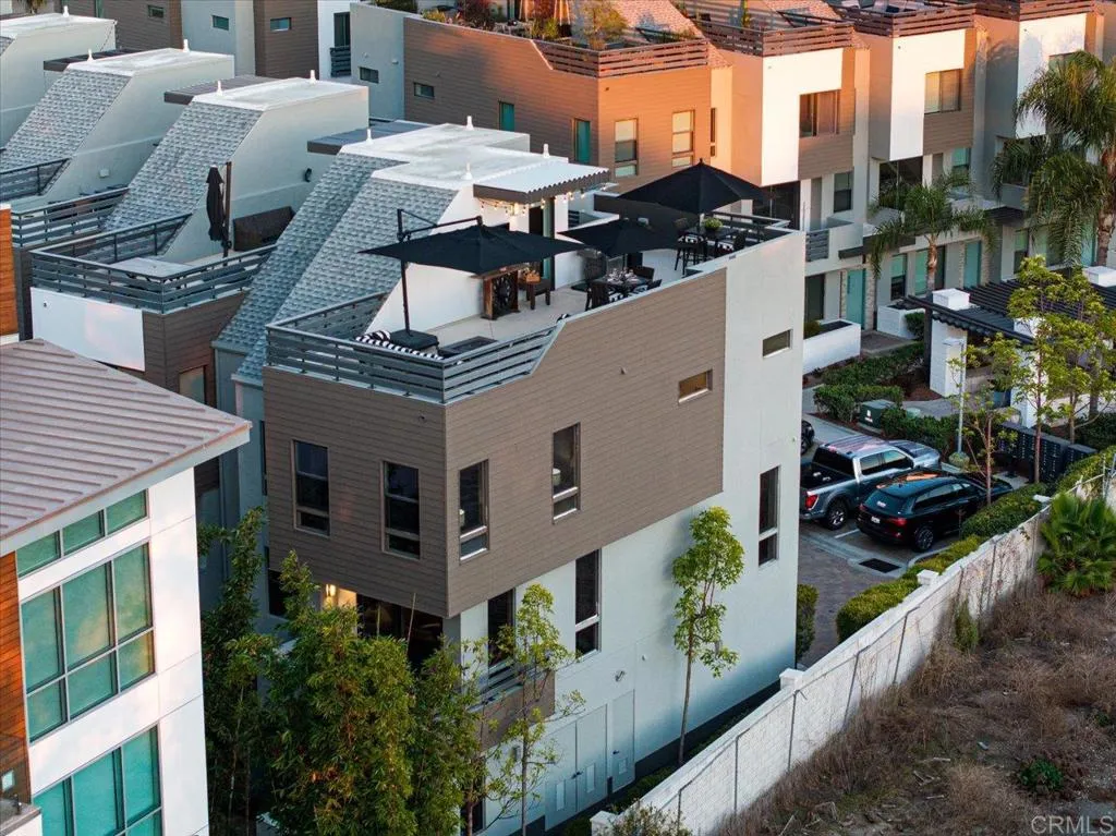 2517 State Street, Carlsbad