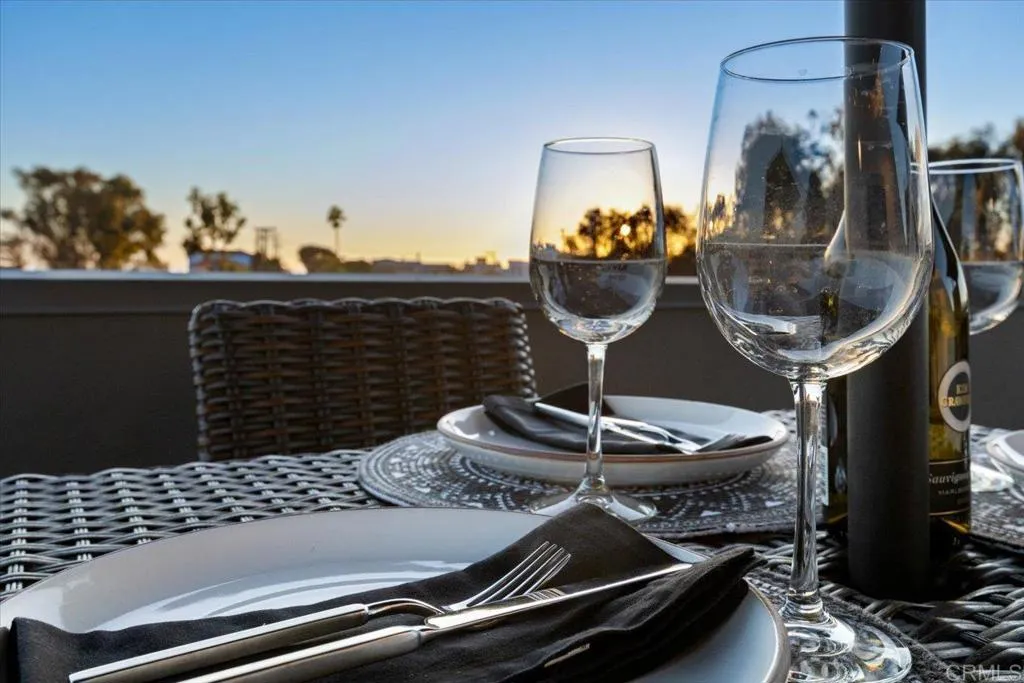 2517 State Street, Carlsbad