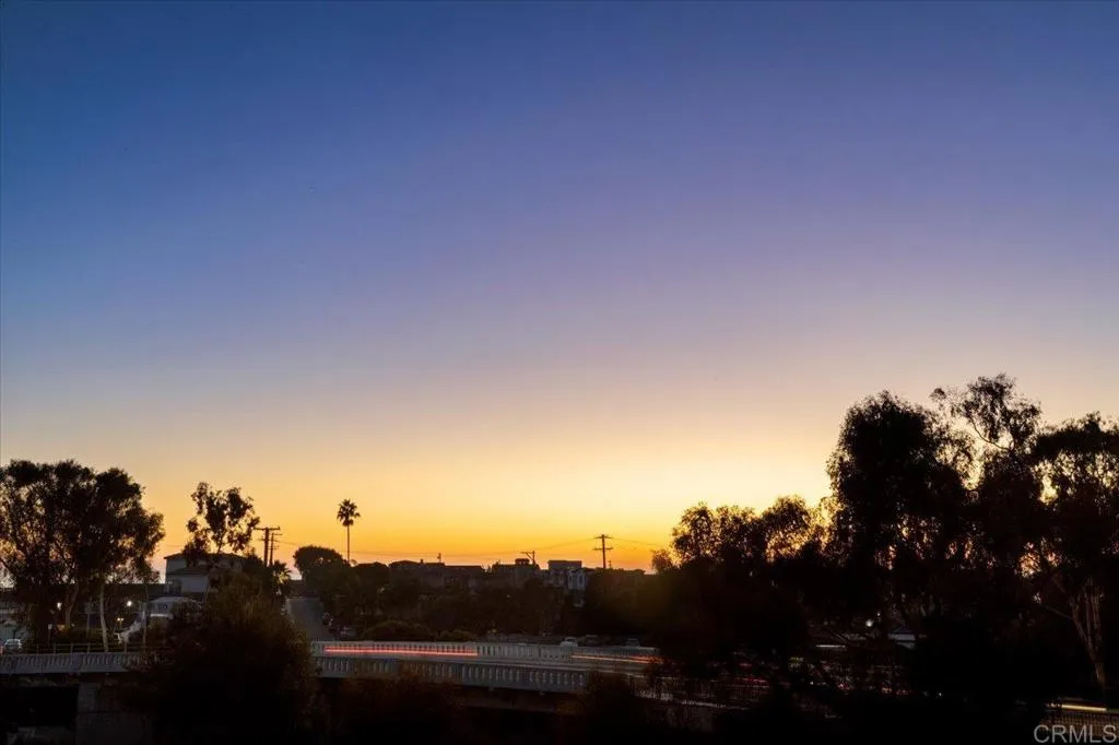 2517 State Street, Carlsbad