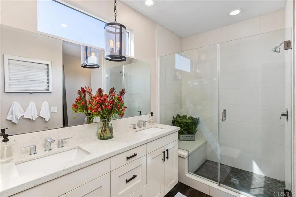 2517 State Street, Carlsbad