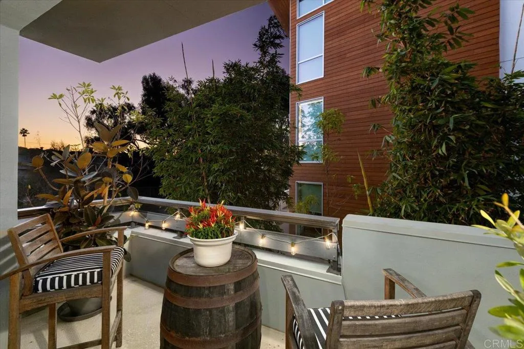 2517 State Street, Carlsbad