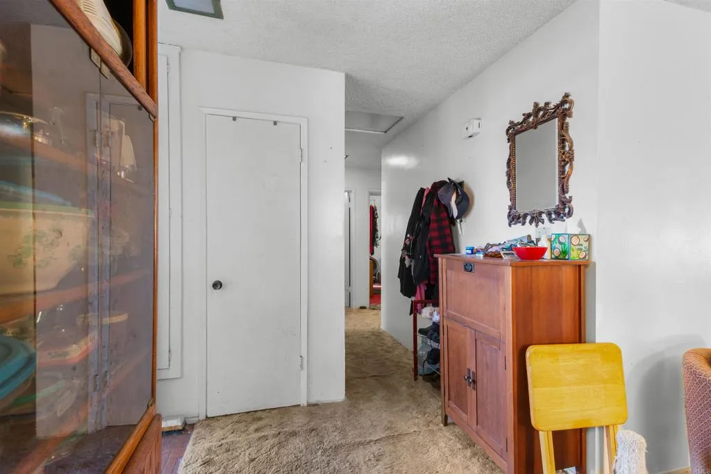 3231 Roberta Lane